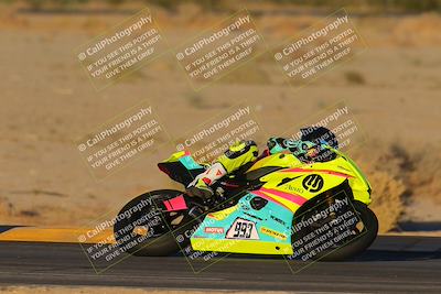 media/Nov-19-2023-CVMA (Sun) [[1f3d1b7ccb]]/Race 18 Supersport Middleweight/